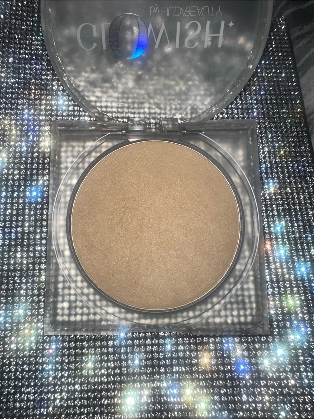 HUDA BEAUTY Cream Bronzer - Brown Tone
